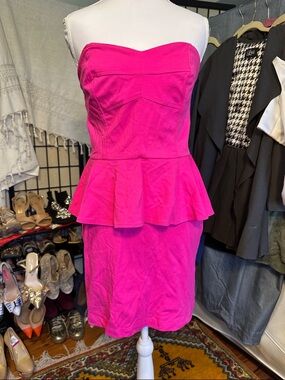 Amanda Uprichard Strapless Peplum Dress in Hot Pink